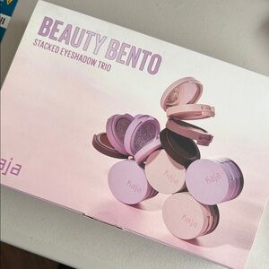 Beauty Bento Stacked Eyeshadow Trio - set of 10 new in box 🆕